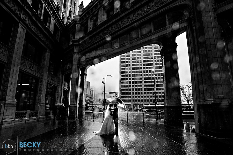 rainy_wedding_elopement-chicago