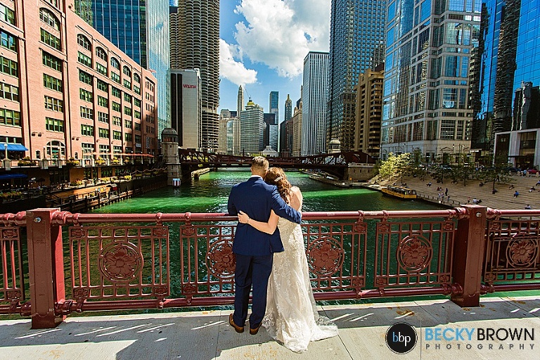 19-chicago-riverwalk-wedding
