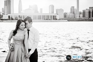 12-engagement-photo-ideas-chicago