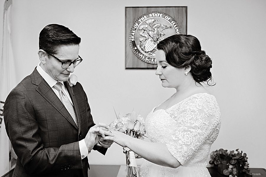 41-city-hall-elopement-chicago