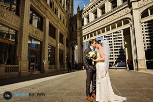 06-wrigley-building-wedding-photos